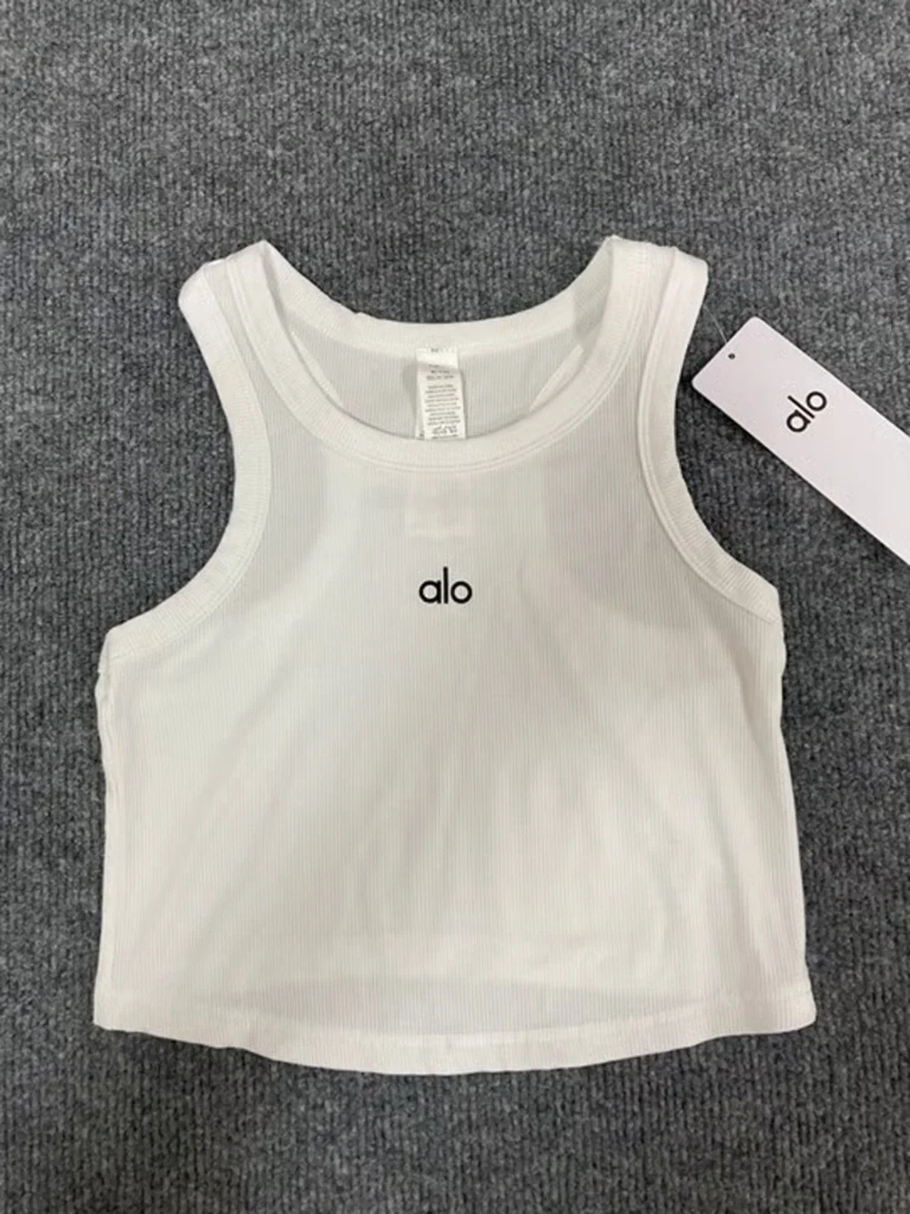 ALO Yoga White Ribbed Tank Top - Picture 1 of 1
